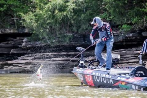 How Mike McClelland Turns Cold Water Fish Into a Hot Bite!